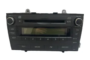 Toyota Avensis T270 Panel / Radioodtwarzacz CD/DVD/GPS 8612005140