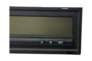 Mitsubishi Carisma Monitori/näyttö/pieni näyttö MR381288