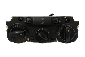 Volkswagen Caddy Radio/CD/DVD/GPS-pääyksikkö 5370171