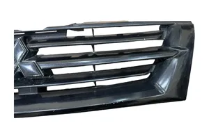 Mitsubishi Pajero Grille calandre supérieure de pare-chocs avant MR387981