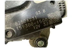 Mitsubishi Colt Motor y varillaje del limpiaparabrisas delantero 8250A231