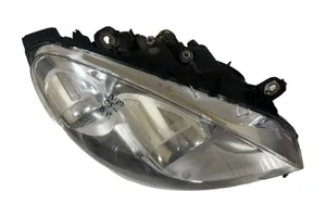 Mercedes-Benz B W245 Lampa przednia A1698204661