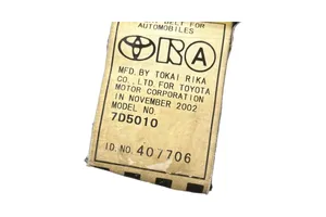 Toyota RAV 4 (XA20) Keskipaikan turvavyö (takaistuin) 7D5010