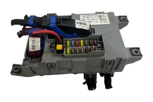 Opel Combo D Module de fusibles 00519217570