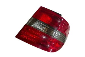 Mercedes-Benz B W245 Lampa tylna E32304