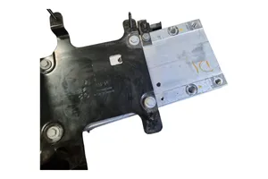 Peugeot 208 Engine mounting bracket 9842976880