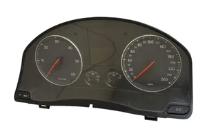 Volkswagen Golf V Speedometer (instrument cluster) 1K0920853B