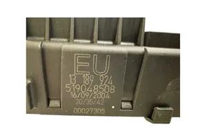 Opel Vectra C Fuse box set 519048508