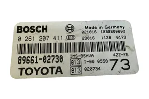 Toyota Corolla E120 E130 Sterownik / Moduł ECU 8966102730