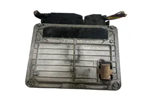 Volkswagen Golf IV Calculateur moteur ECU 06A906019AK