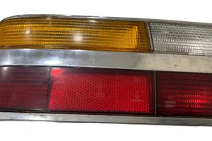 BMW 5 E28 Lampa tylna 53321R7