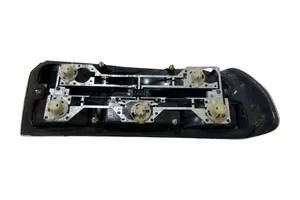 BMW 5 E28 Lampa tylna 53321R7