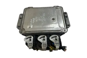 Volvo V50 Calculateur moteur ECU 4N5112A650BB