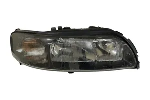 Volvo V70 Faro/fanale 8620687