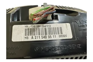 Mercedes-Benz E W211 Tachimetro (quadro strumenti) A2115409511