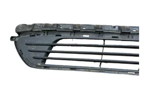 Opel Vivaro Front bumper lower grill 214698813R