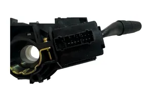 Honda CR-V Leva/interruttore dell’indicatore di direzione e tergicristallo M21664