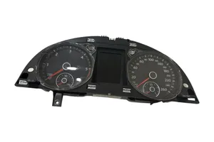 Volkswagen PASSAT B7 Speedometer (instrument cluster) 3AA920870J