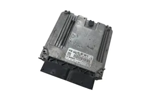 Volkswagen PASSAT B8 Dzinēja vadības bloks 04L907309M