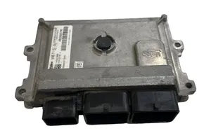 Peugeot 208 Calculateur moteur ECU 9805895780