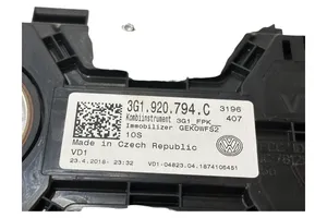 Volkswagen PASSAT B8 Spidometrs (instrumentu panelī) 3G1920794C