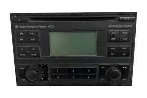 Volkswagen Transporter - Caravelle T5 Radio/CD/DVD/GPS-pääyksikkö 6Q0035191