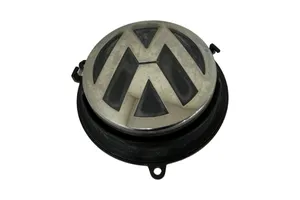 Volkswagen Golf V Uchwyt / Rączka zewnętrzna otwierania klapy tylnej / bagażnika 1K0827469G