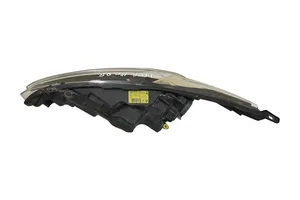 Ford Fiesta Lampa przednia 8A6113W029AG