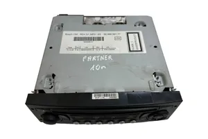 Peugeot Partner Panel / Radioodtwarzacz CD/DVD/GPS 9666968177