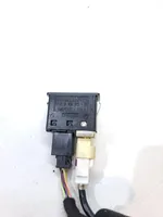 BMW 3 E90 E91 USB socket connector 9189175