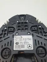 Mercedes-Benz E W211 Illuminazione sedili posteriori A2118202001