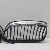 BMW 3 E90 E91 Grille calandre supérieure de pare-chocs avant 7201968