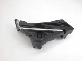 Audi Q7 4L Boîte à outils 4L0012113E