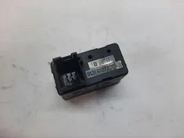 BMW X5 E70 Câble adaptateur AUX 9127370