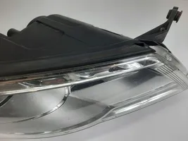 Volkswagen Tiguan Lampa przednia 5N2941032G