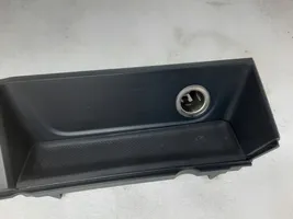 Audi A4 S4 B9 Panel gniazda zapalniczki tylnej tunelu środkowego 8W1864131