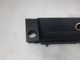 Audi A4 S4 B9 Panel gniazda zapalniczki tylnej tunelu środkowego 8W1864131