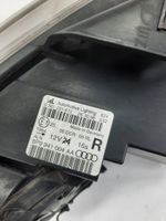 Audi A3 S3 8P Lampy przednie / Komplet 8P0941004AA