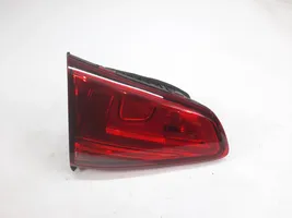 Volkswagen Golf VII Lampy tylnej klapy bagażnika 5G0945093S