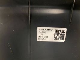 Tesla Model Y Przedni schowek w bagażniku 1494086