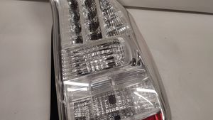 Toyota Prius (XW30) Lampa przednia 4736R