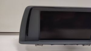 BMW 3 F30 F35 F31 Monitori/näyttö/pieni näyttö 9270393