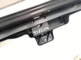 Volkswagen Touareg II Staffa del pannello di supporto del radiatore parte superiore 958204