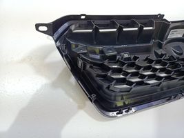 Subaru Impreza IV Grille de calandre avant 72C105