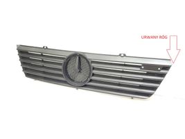 Mercedes-Benz Sprinter W901 W902 W903 W904 Maskownica / Grill / Atrapa górna chłodnicy 506205-R