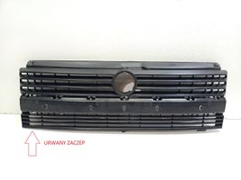 Volkswagen Multivan T4 Atrapa chłodnicy / Grill 956605