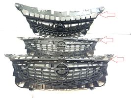 Opel Astra J Griglia superiore del radiatore paraurti anteriore 551105-1