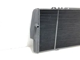 Audi 200 Radiateur de refroidissement 447121251