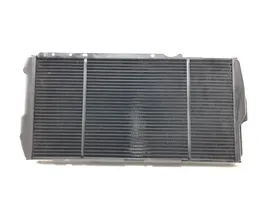 Audi 200 Radiateur de refroidissement 447121251