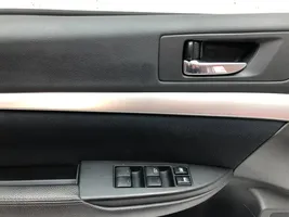Subaru Outback Garniture de panneau carte de porte avant S73508390